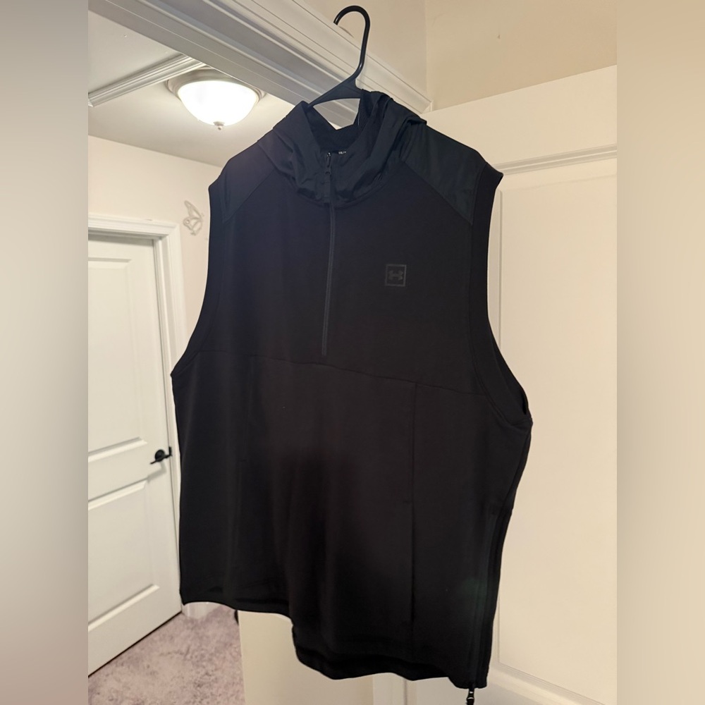 Under Armour- Black Sleeveless Quarter-Zip- Size XXL- Brand New (No Tags)